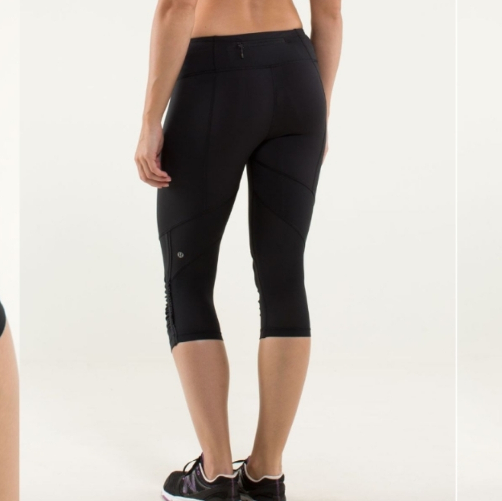 Lululemon Run: For Your Life Crop Black size 6